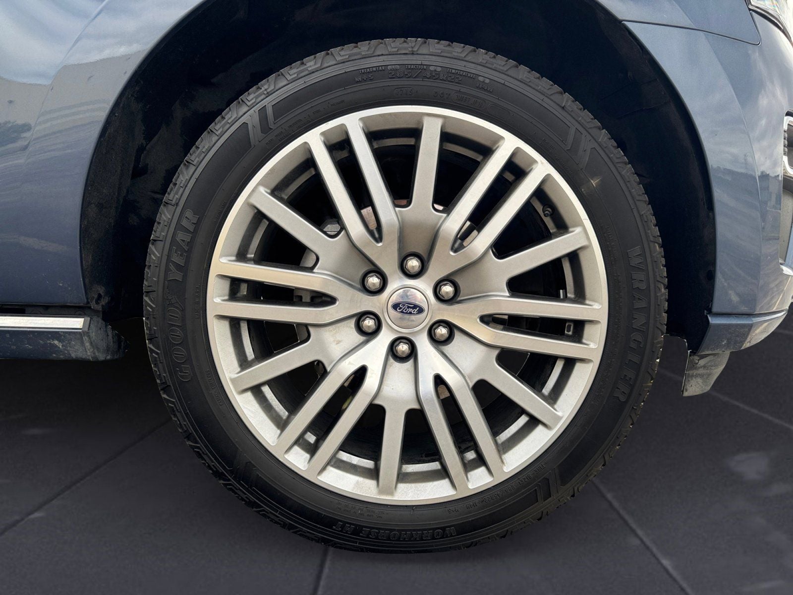 2023 Ford Expedition Platinum