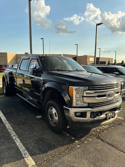 2017 Ford F-350SD Lariat DRW