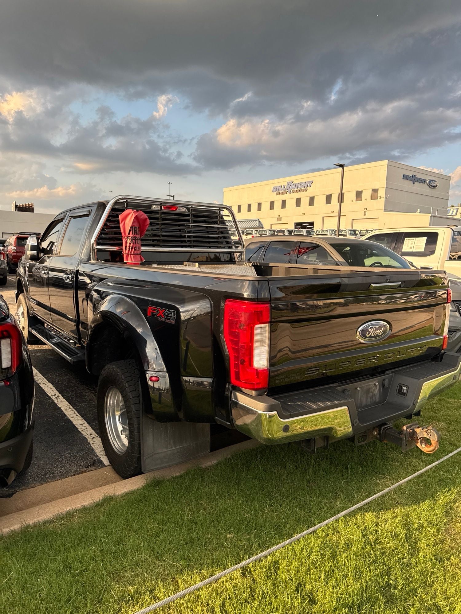 2017 Ford F-350SD Lariat DRW