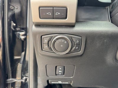 2017 Ford F-350SD Lariat DRW