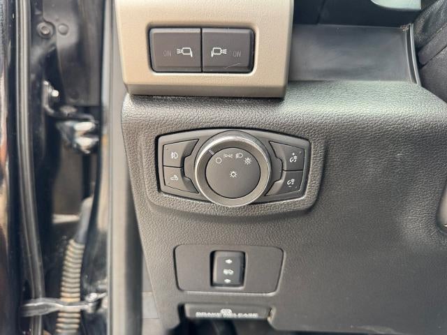 2017 Ford F-350SD Lariat DRW