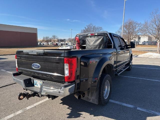 2017 Ford F-350SD Lariat DRW