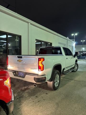 2025 Chevrolet Silverado 3500HD High Country
