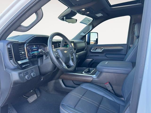 2025 Chevrolet Silverado 3500HD High Country