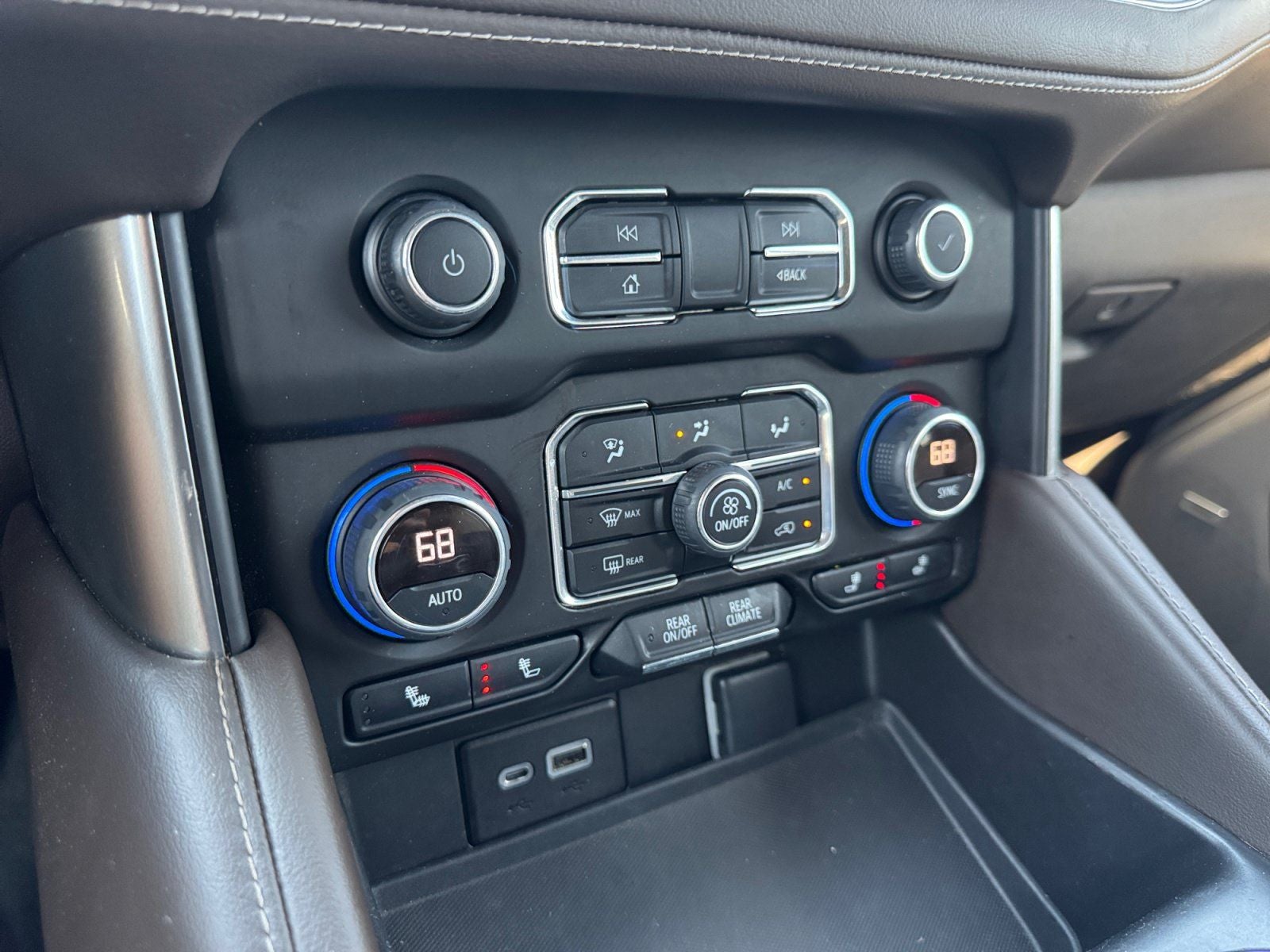 2022 Chevrolet Suburban Z71