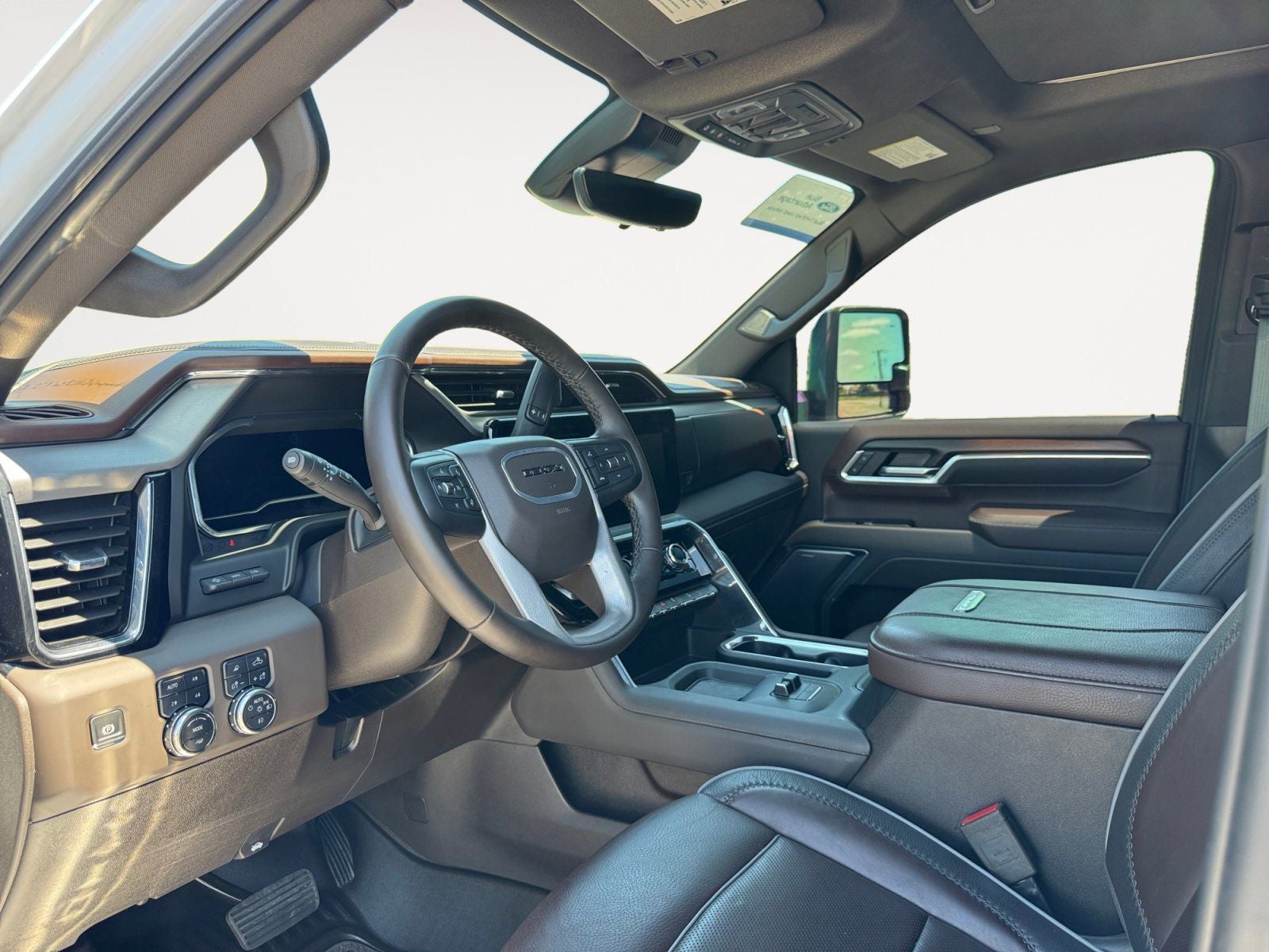 2025 GMC Sierra 2500HD Denali