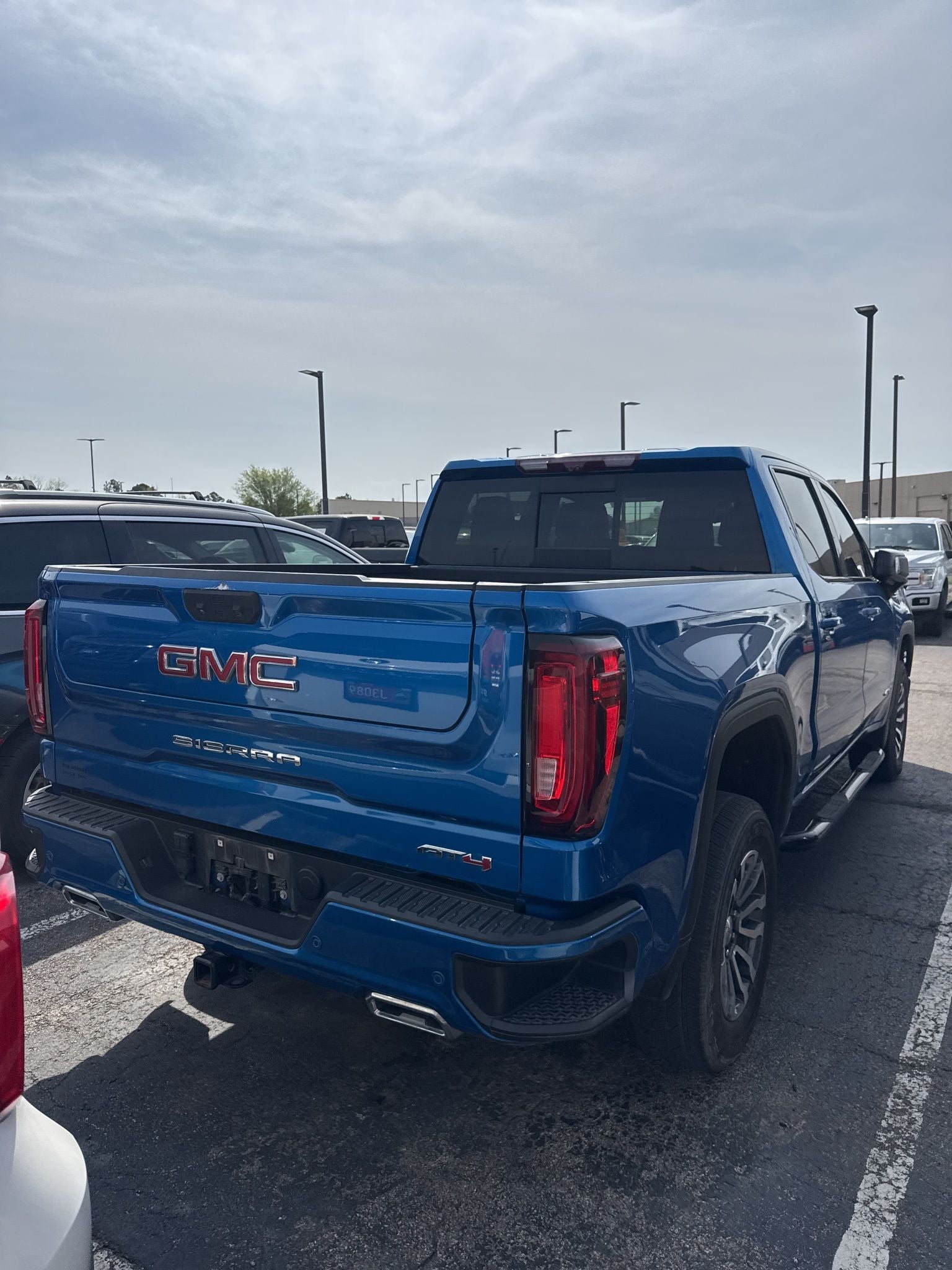 2023 GMC Sierra 1500 AT4