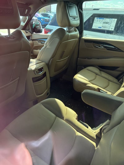 2018 Cadillac Escalade Platinum Edition