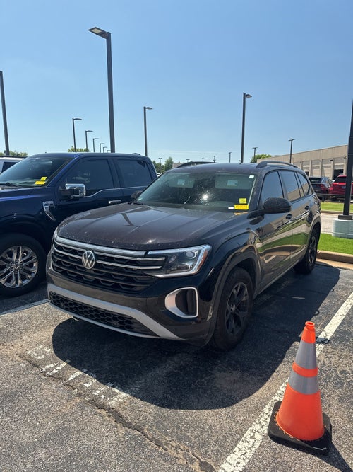 2025 Volkswagen Atlas 2.0T Peak Edition