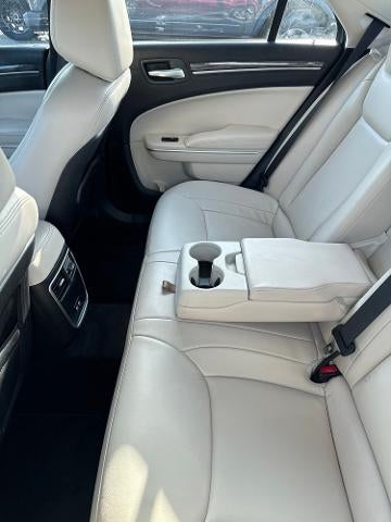 2018 Chrysler 300 Touring