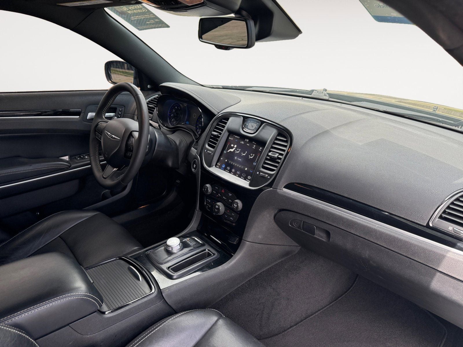 2022 Chrysler 300 S