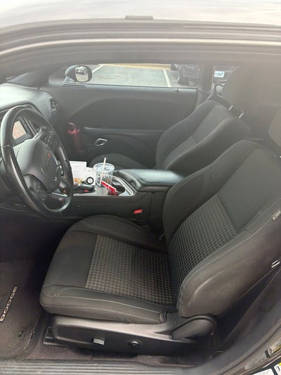 2016 Dodge Challenger SXT