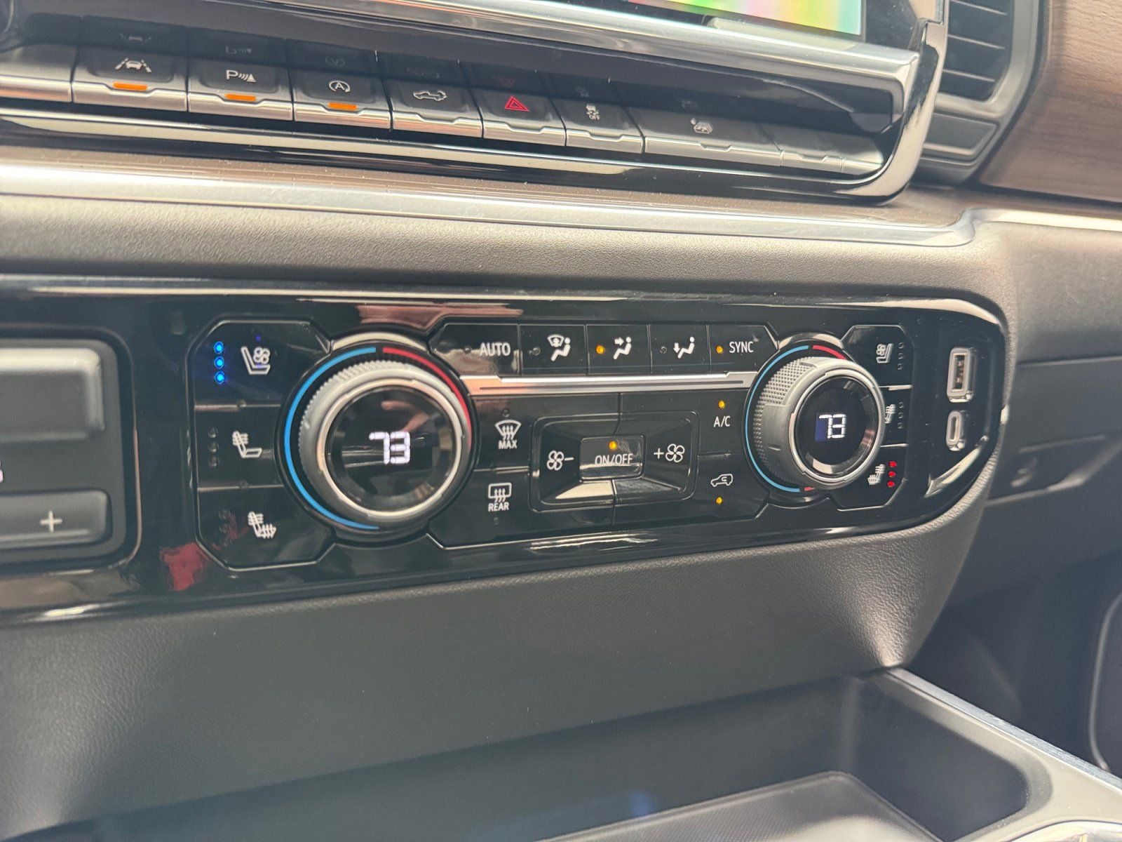 2022 Chevrolet Silverado 1500 High Country