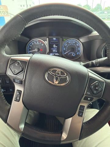 2022 Toyota Tacoma Limited V6