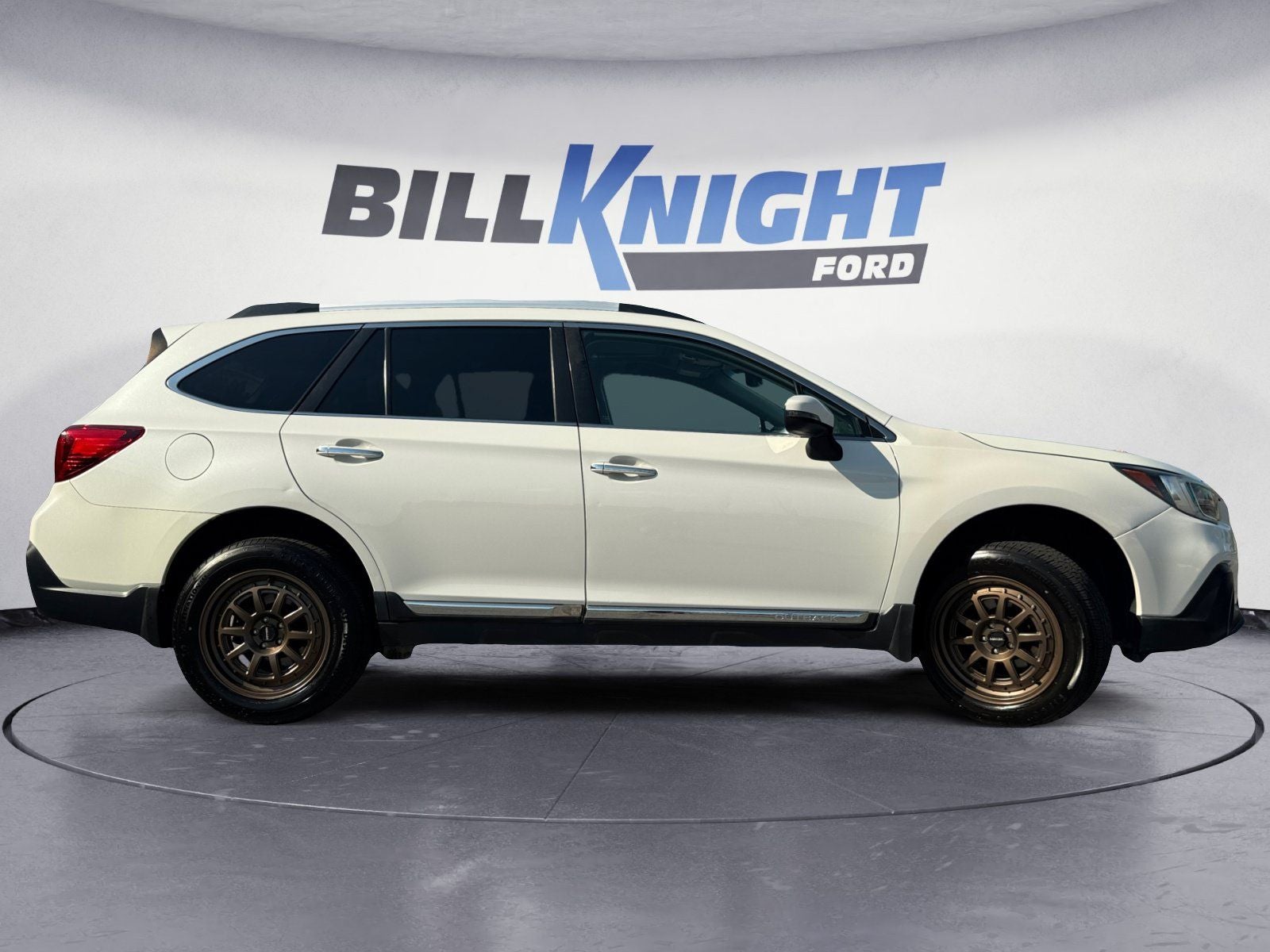 2019 Subaru Outback 2.5i Touring