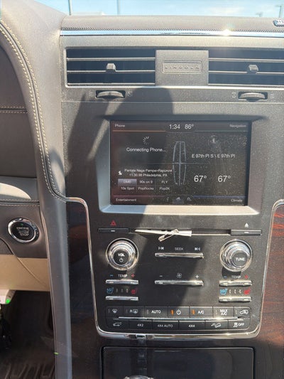 2015 Lincoln Navigator L Base