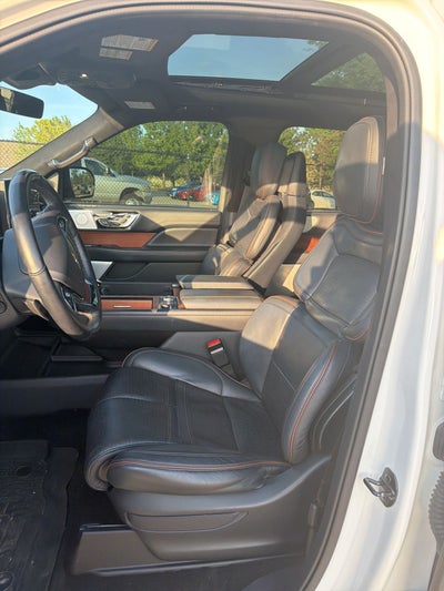 2022 Lincoln Navigator L Black Label