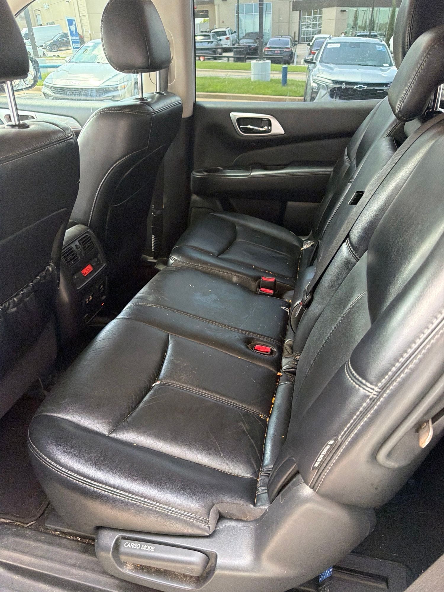 2020 Nissan Pathfinder SL