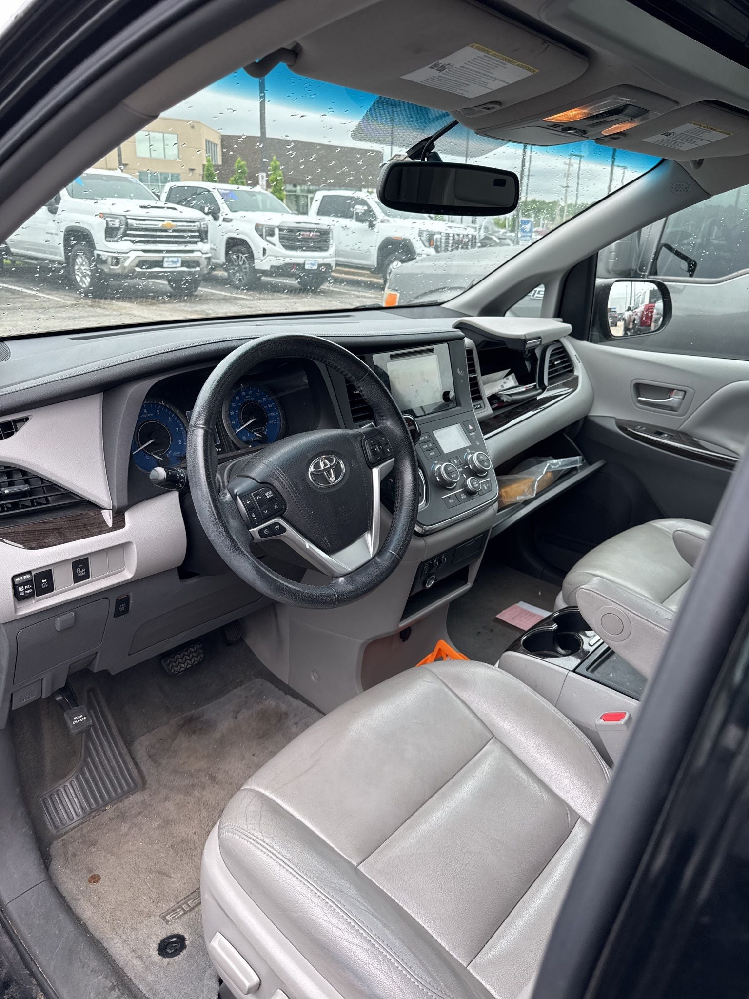 2015 Toyota Sienna XLE 7 Passenger
