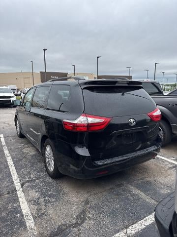 2015 Toyota Sienna XLE 7 Passenger