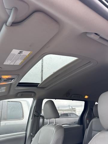 2015 Toyota Sienna XLE 7 Passenger