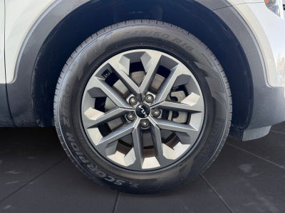 2023 Kia Telluride LX