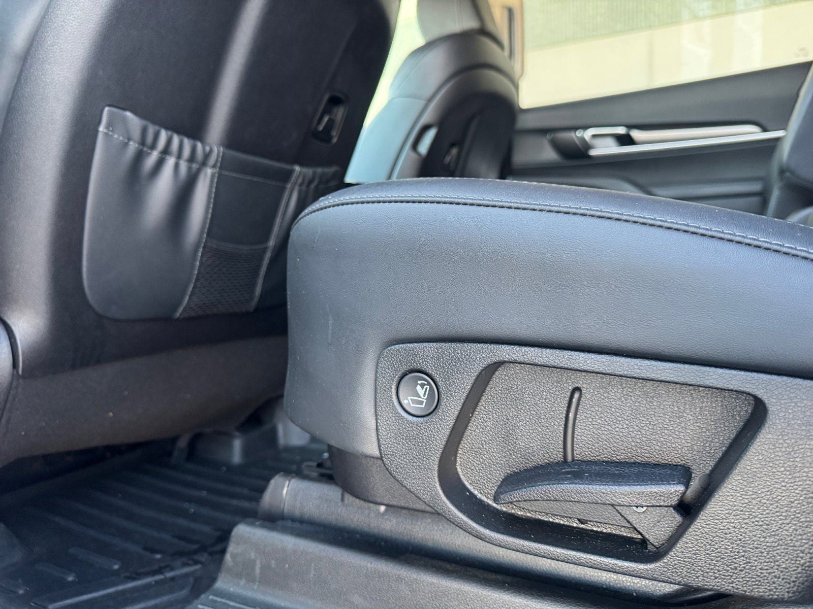 2023 Kia Telluride LX