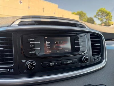 2016 Kia Sorento EX