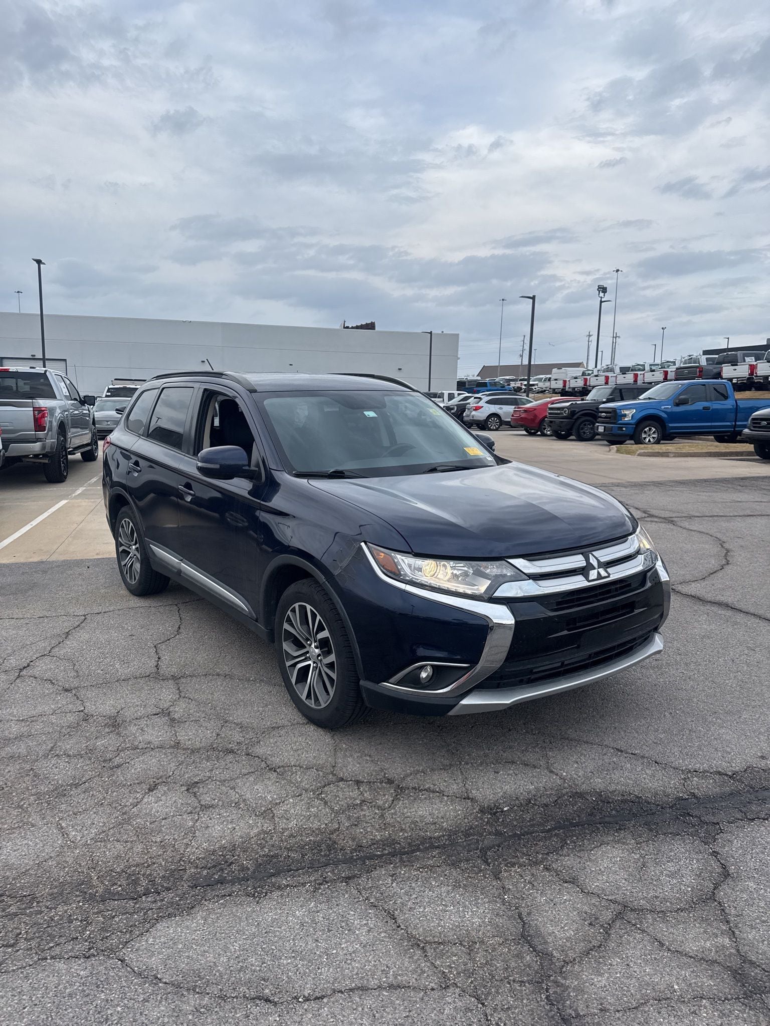 2016 Mitsubishi Outlander SEL