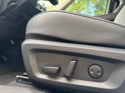 2025 Mitsubishi Outlander PHEV SE