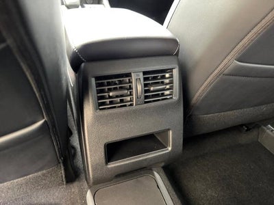 2025 Mitsubishi Outlander PHEV SE