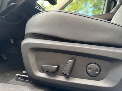 2025 Mitsubishi Outlander PHEV SE