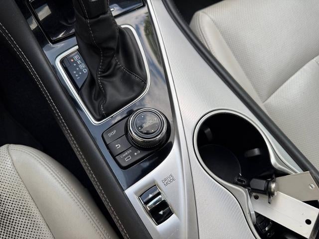 2022 INFINITI Q50 LUXE