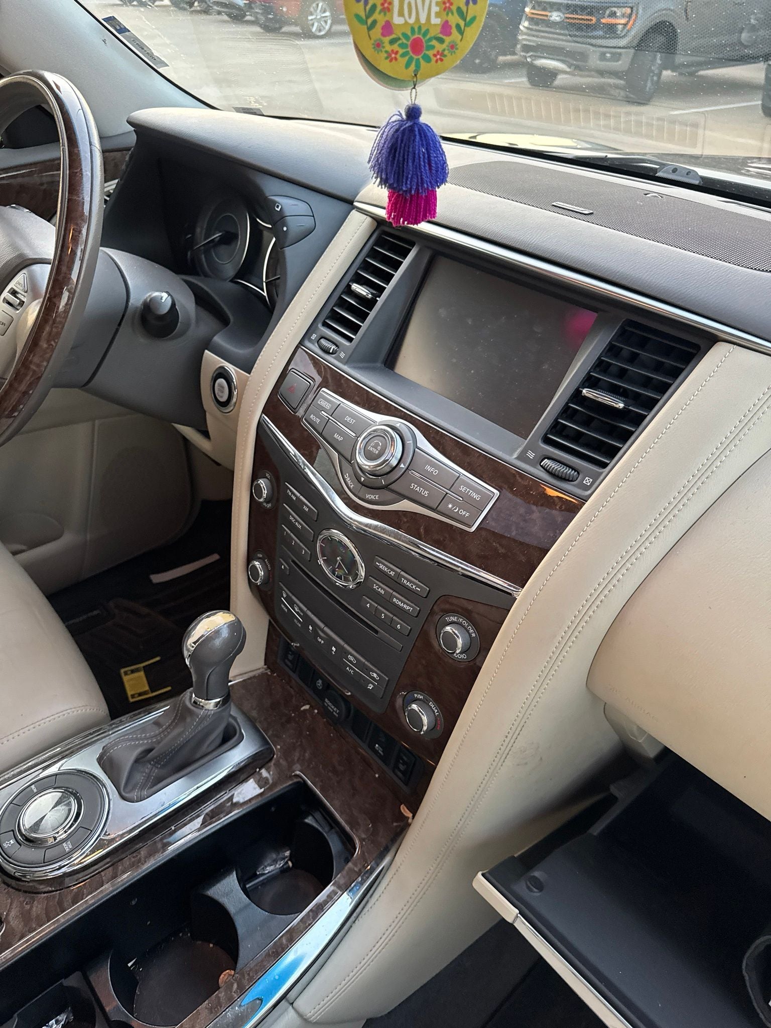 2017 INFINITI QX80 Base