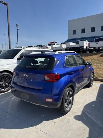 2022 Hyundai Venue SEL