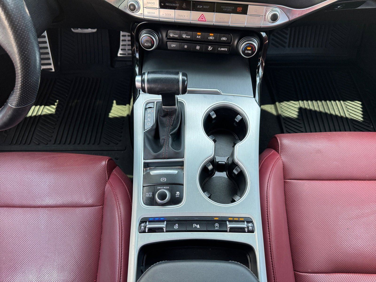 2019 Kia Stinger GT1
