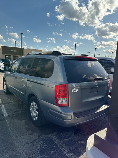 2008 Hyundai Entourage GLS