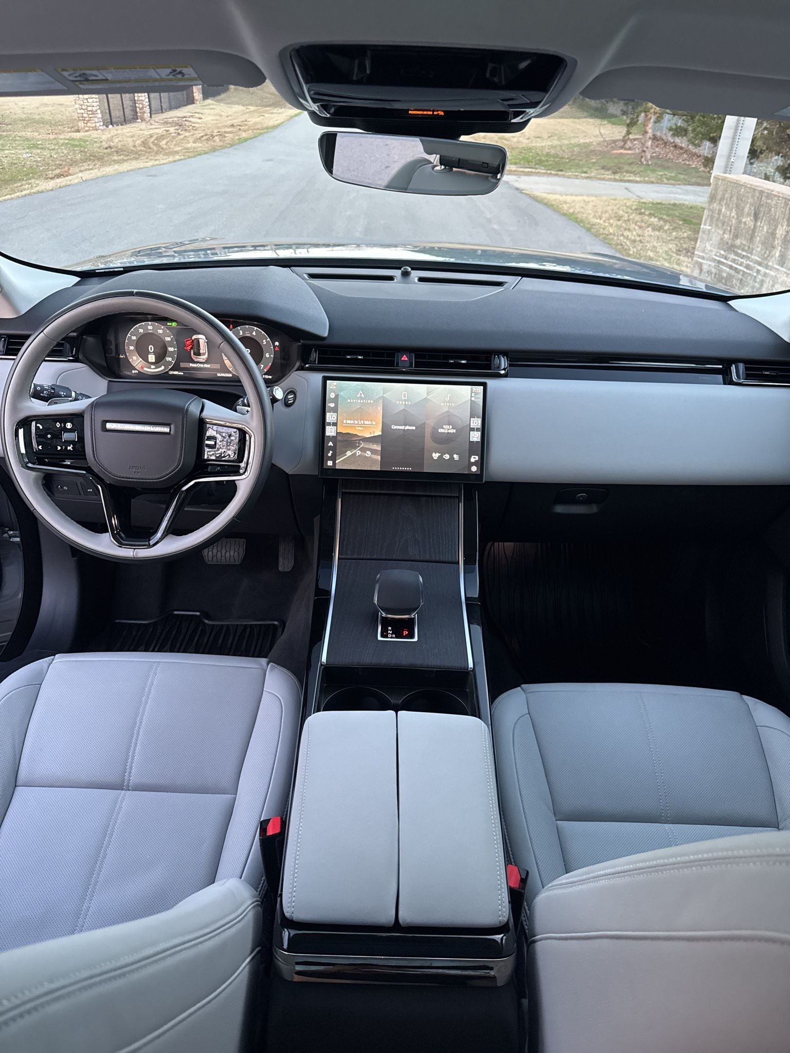 2025 Land Rover Range Rover Velar S