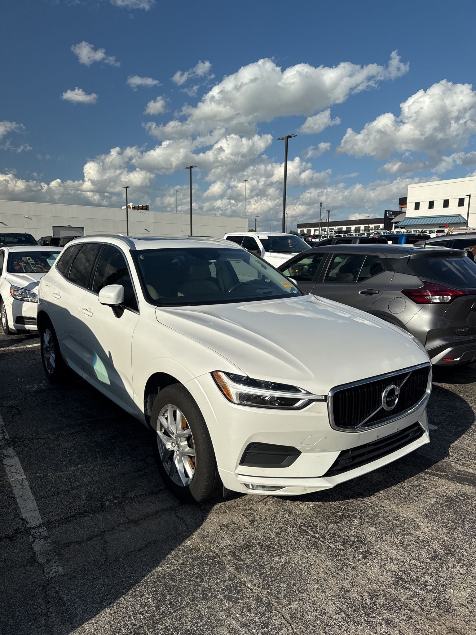 2021 Volvo XC60 T5 Momentum