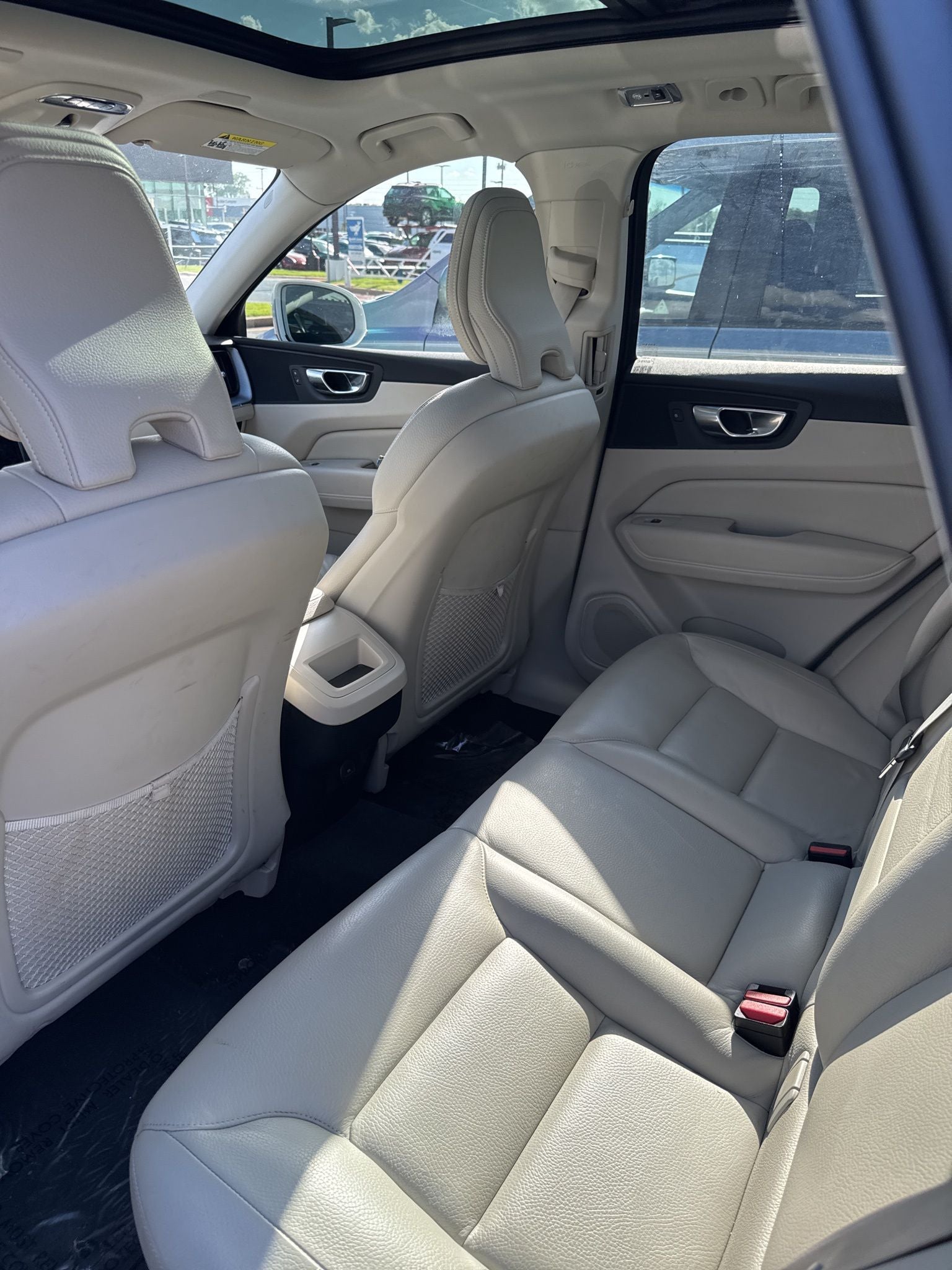 2021 Volvo XC60 T5 Momentum