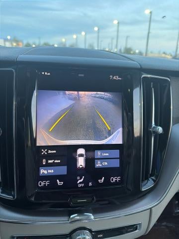 2021 Volvo XC60 T5 Momentum