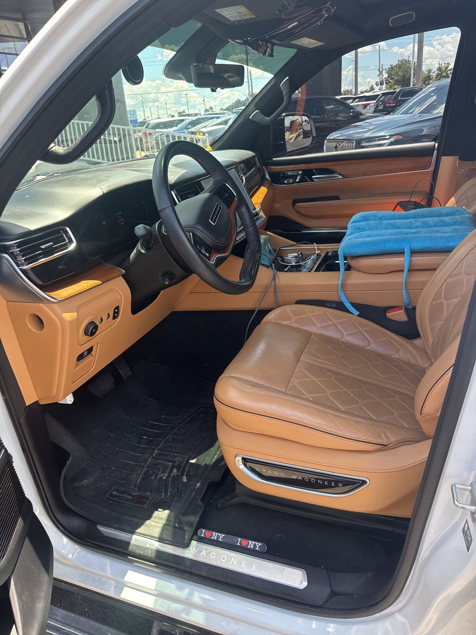 2023 Jeep Grand Wagoneer Series III