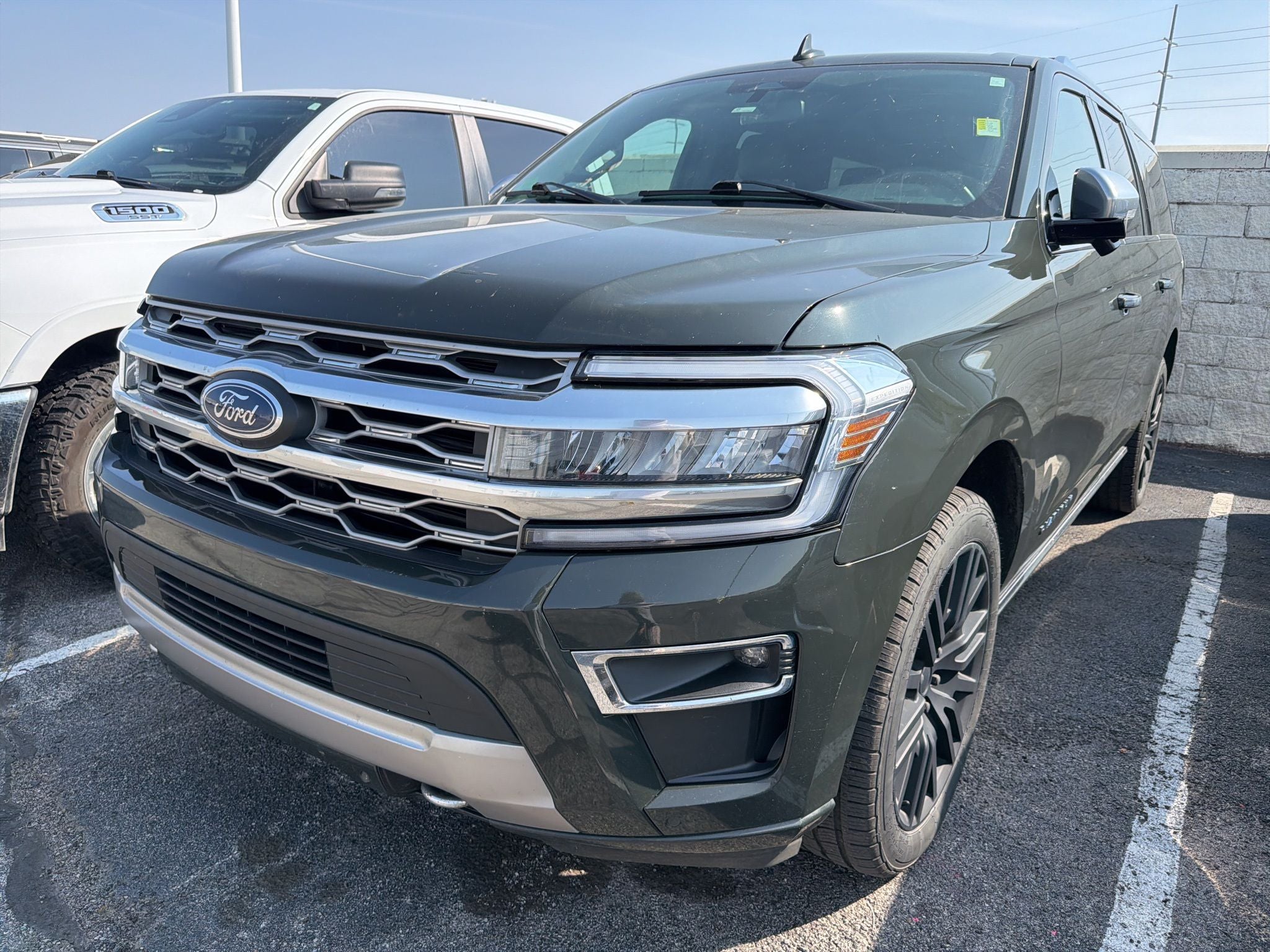 2022 Ford Expedition Max Platinum