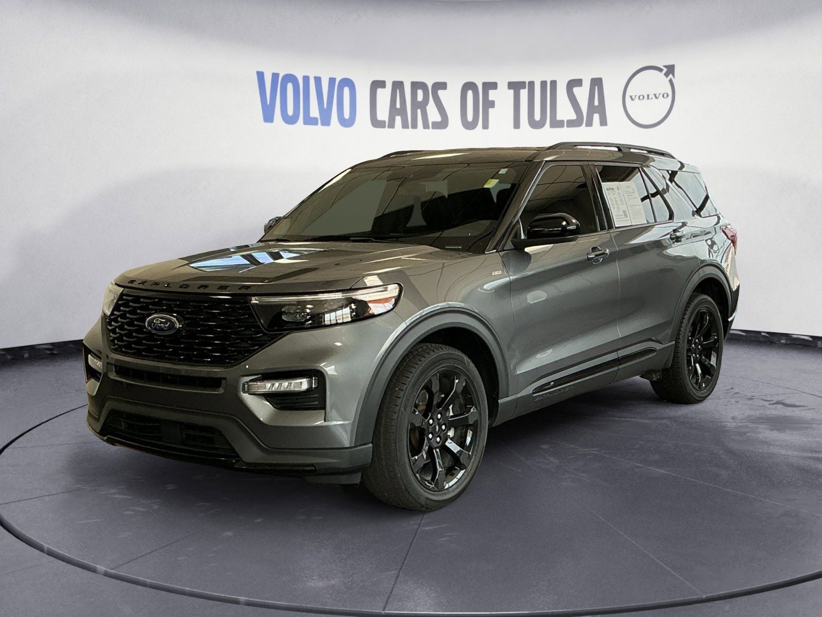 2024 Ford Explorer ST-Line