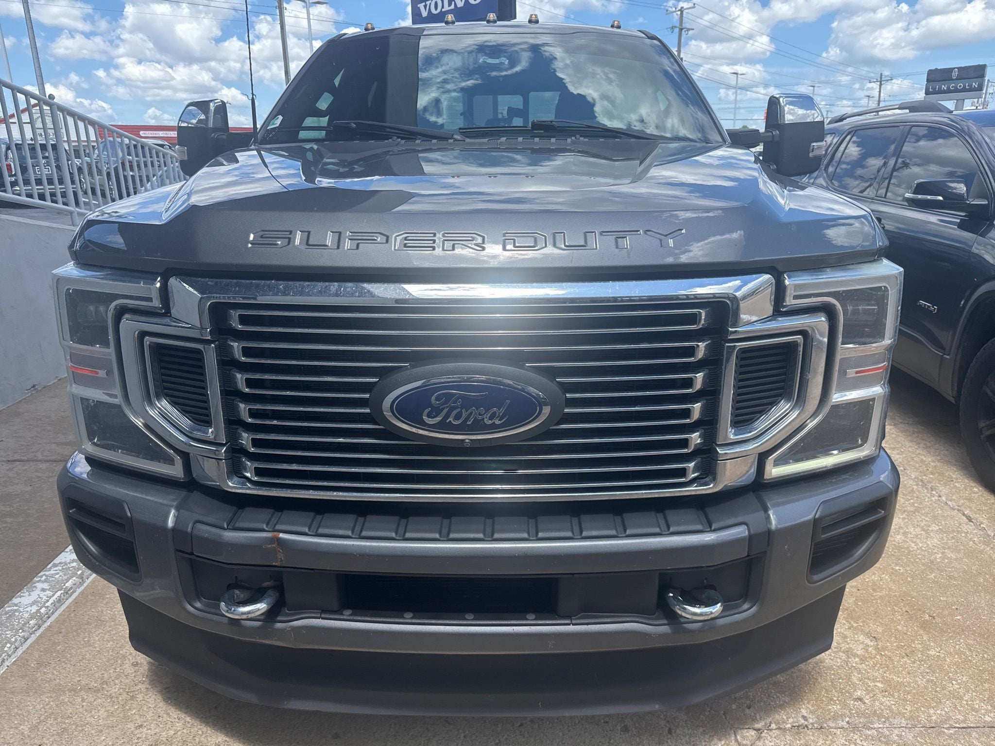 2022 Ford F-350SD Platinum DRW