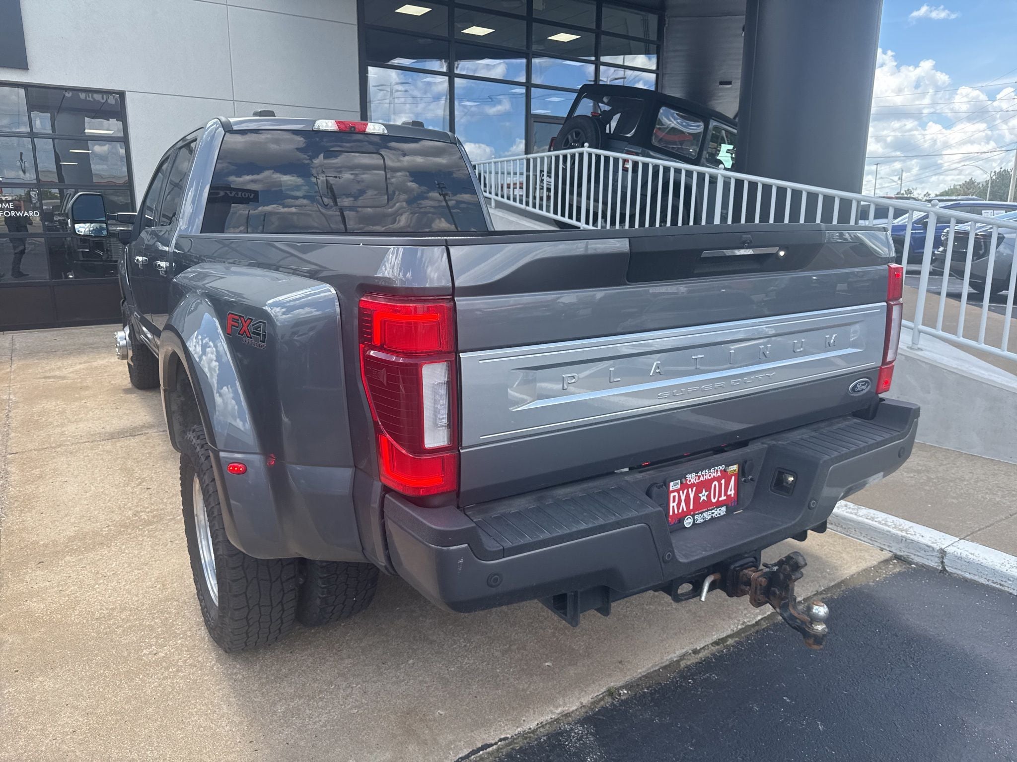 2022 Ford F-350SD Platinum DRW