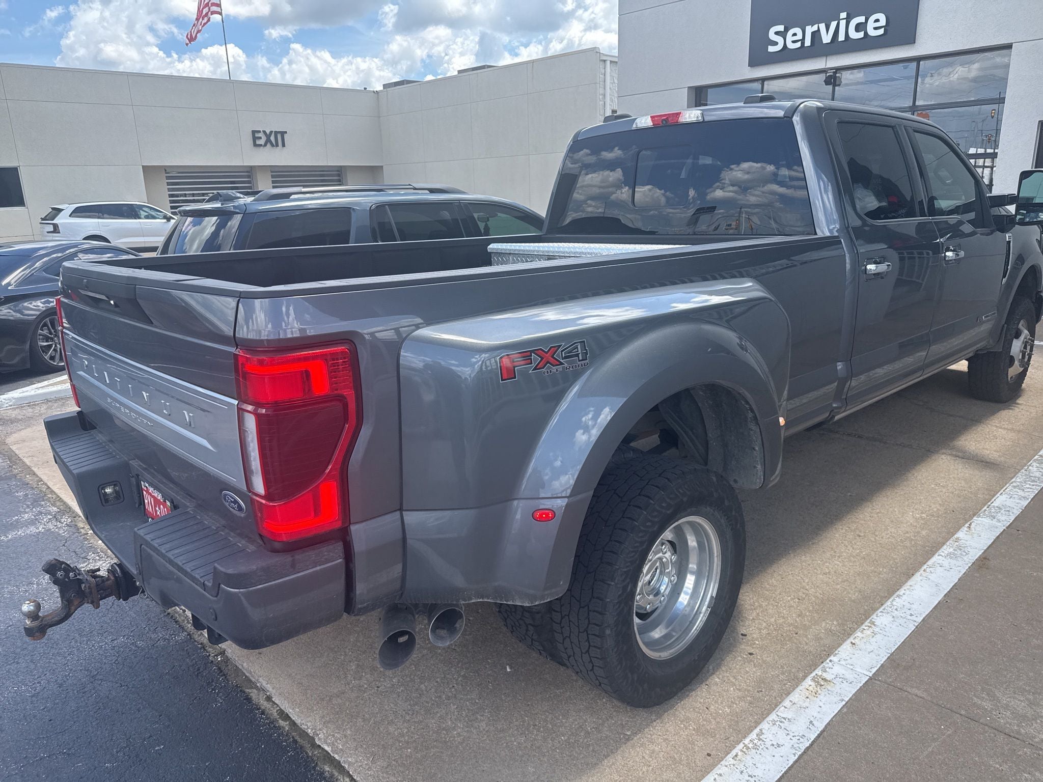 2022 Ford F-350SD Platinum DRW