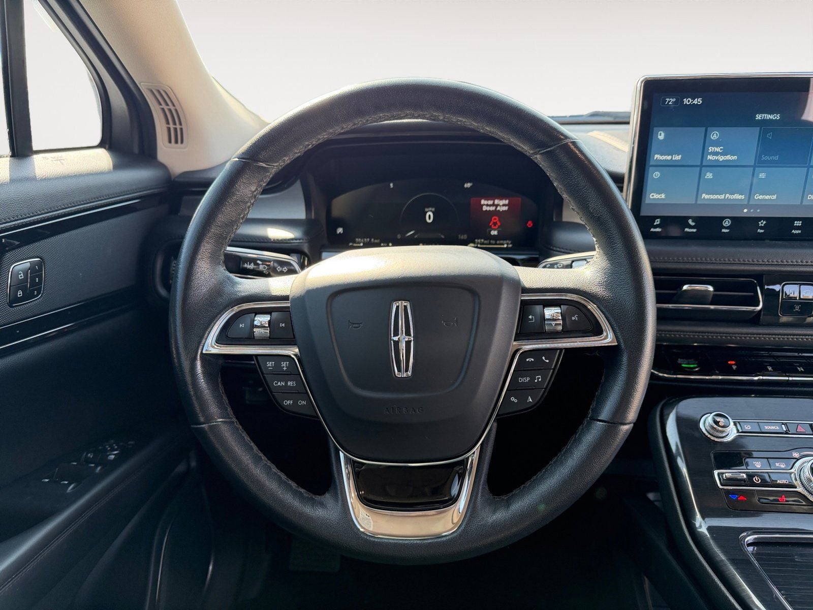 2023 Lincoln Nautilus Standard