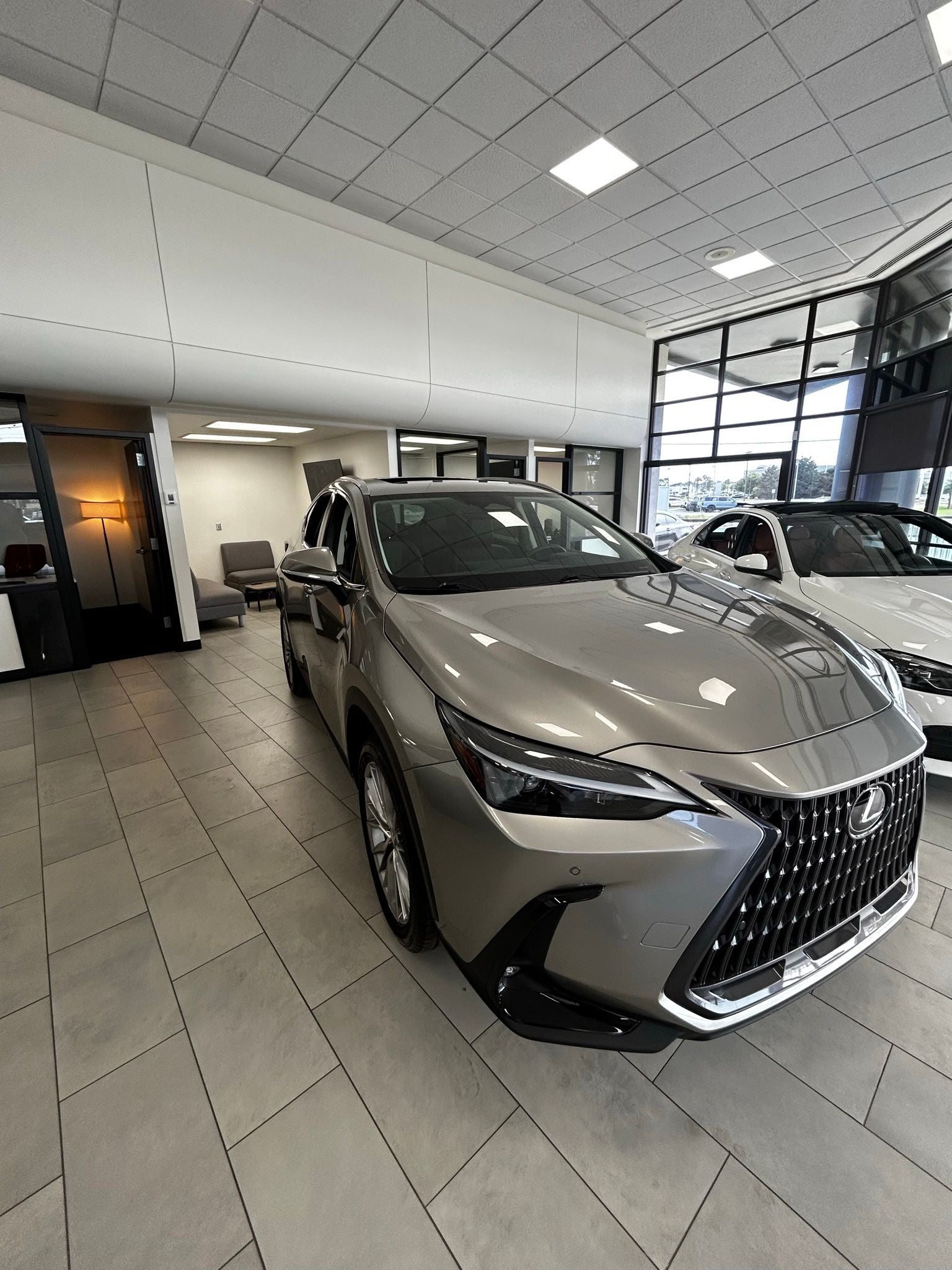 2025 Lexus NX 350h Premium