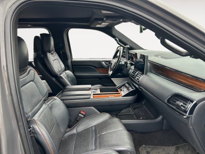 2022 Lincoln Navigator Black Label